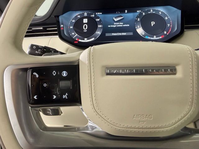 Used 2025 Land Rover Range Rover Long Wheelbase Autobiography AWD/4WD image 18
