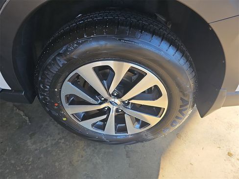New 2025 Subaru Outback Premium image 33