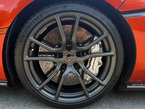 Used 2017 McLaren 570S Coupe image 48