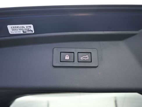Used 2024 Subaru Outback Onyx Edition XT AWD/4WD image 9