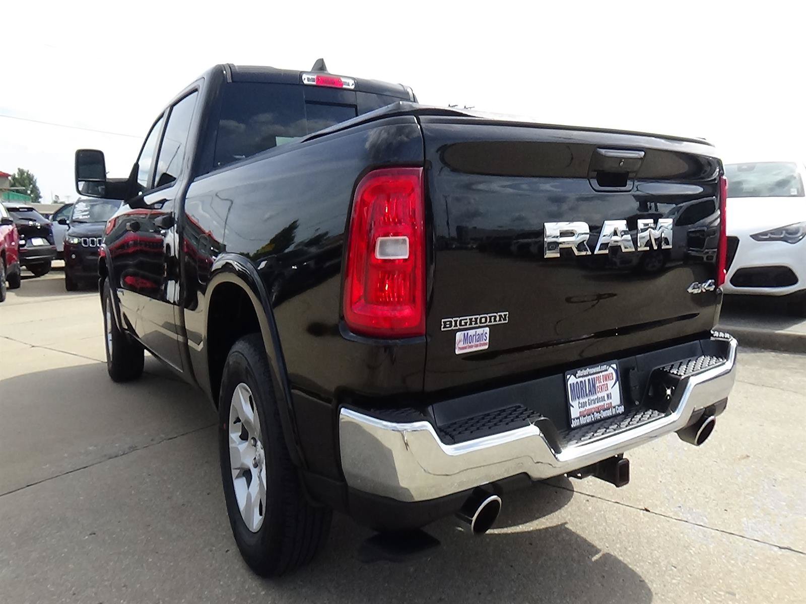 Used 2025 RAM 1500 Big Horn AWD/4WD image 8