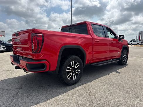 Used 2021 GMC Sierra 1500 AT4 w/ AT4 Premium Package AWD/4WD image 6