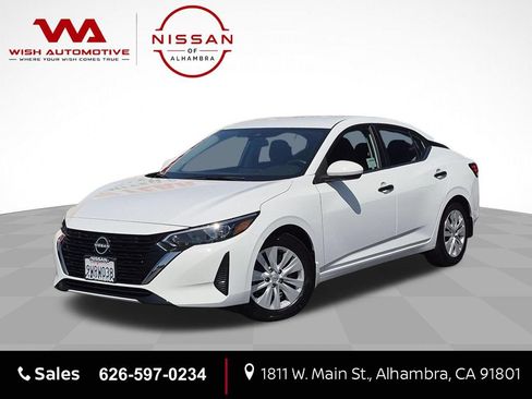 Used 2025 Nissan Sentra S FWD image 1
