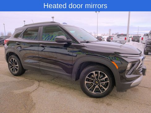 Used 2025 Chevrolet TrailBlazer LT image 12