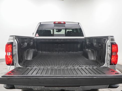 Used 2015 Chevrolet Silverado 1500 LTZ Z71 w/ LTZ Plus Package AWD/4WD image 9