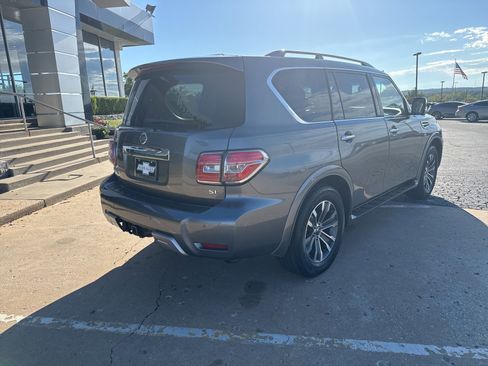 Used 2017 Nissan Armada SL image 3