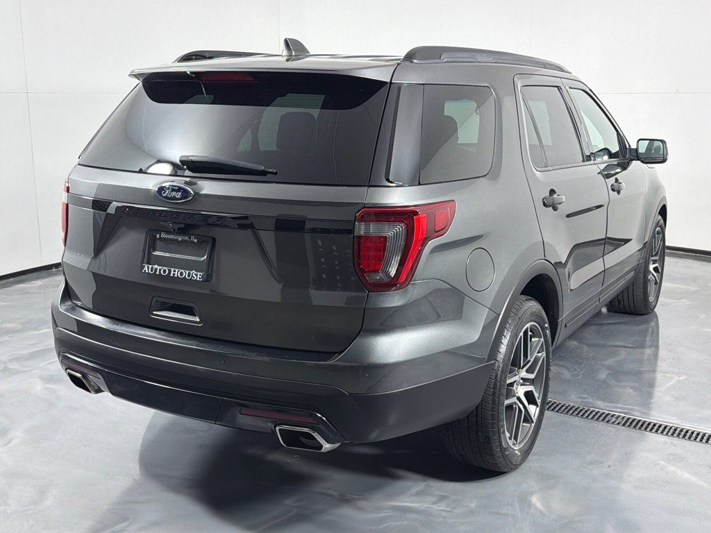 Used 2017 Ford Explorer Sport w/ Equipment Group 401A AWD/4WD image 5