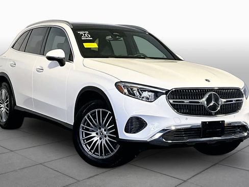 Certified 2026 Mercedes-Benz GLC 300 4MATIC image 3