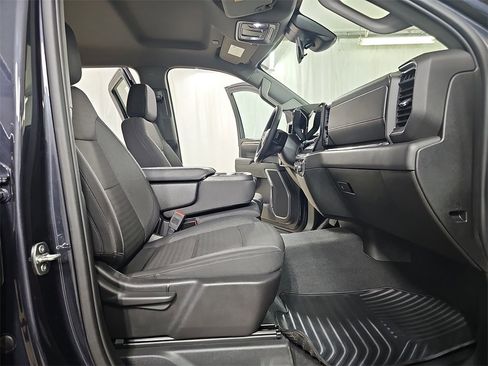 Used 2024 Chevrolet Silverado 1500 LT image 13