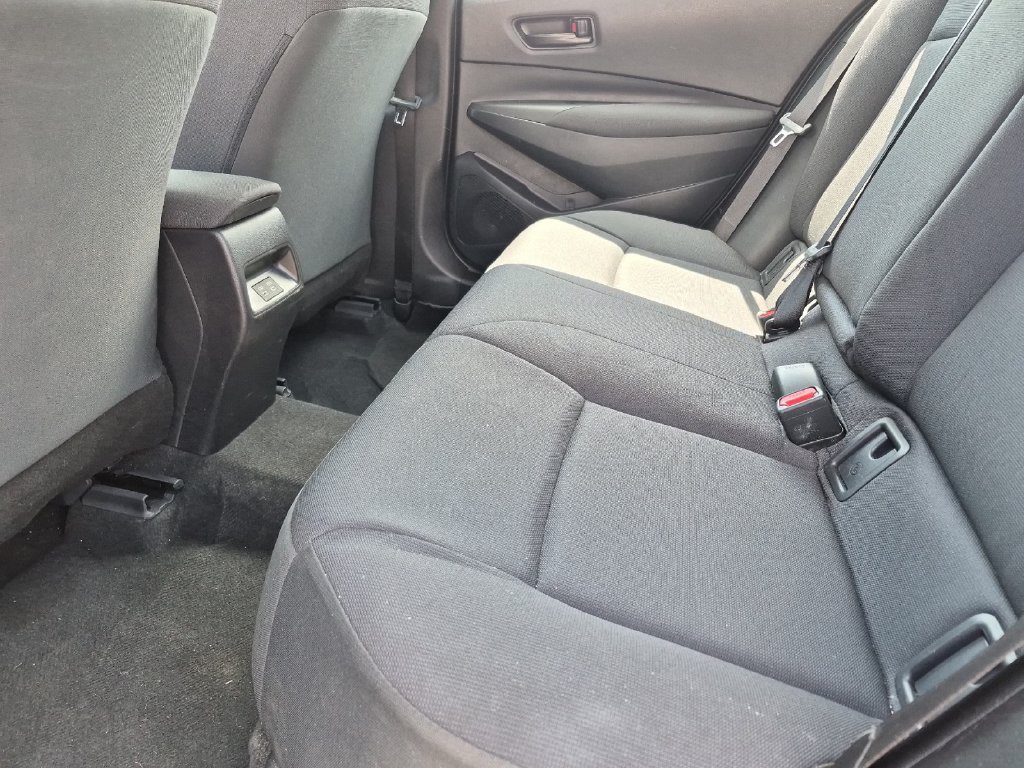 Used 2026 Toyota Corolla LE FWD image 12