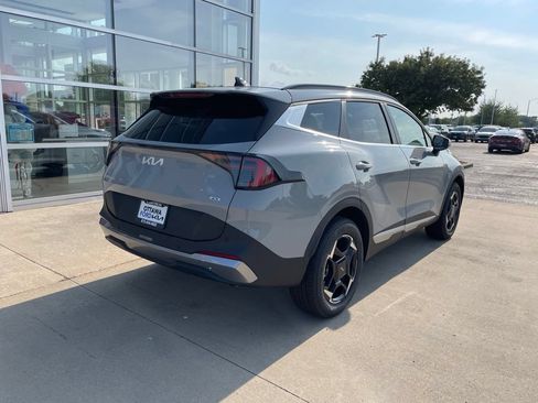 New 2026 Kia Sportage EX AWD/4WD image 5