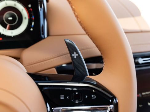 New 2026 Aston Martin DB12 Convertible image 32