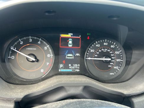 Used 2019 Subaru Crosstrek 2.0i Premium image 8