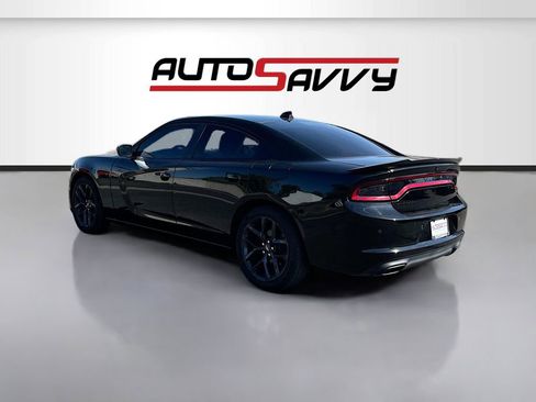 Used 2023 Dodge Charger SXT w/ Blacktop Package RWD image 5
