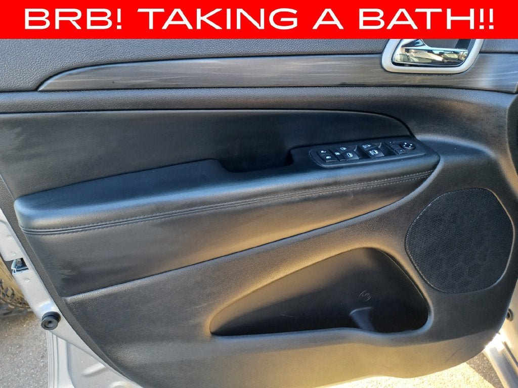 Used 2020 Jeep Grand Cherokee Altitude AWD/4WD image 7