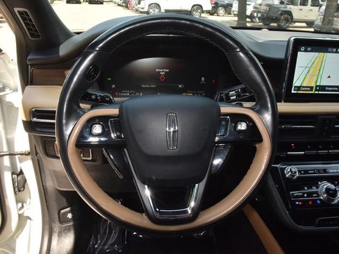 Certified 2022 Lincoln Corsair Reserve w/ Equipment Group 201A AWD/4WD image 22