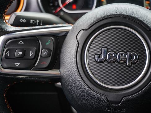 Used 2022 Jeep Gladiator Mojave w/ LED Lighting Group AWD/4WD image 14