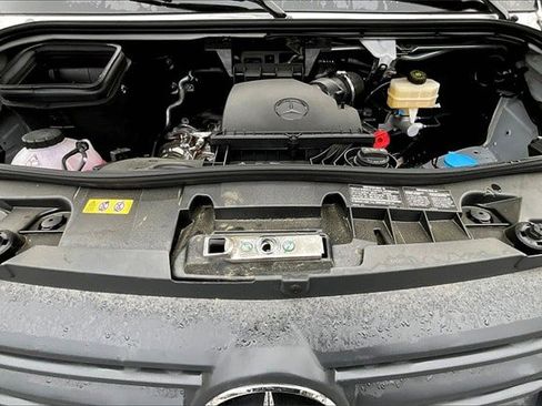 New 2025 Mercedes-Benz Sprinter 2500 image 14