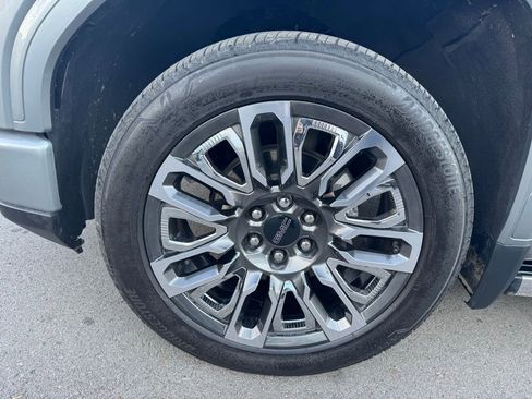 Used 2024 GMC Sierra 1500 Denali Ultimate image 29