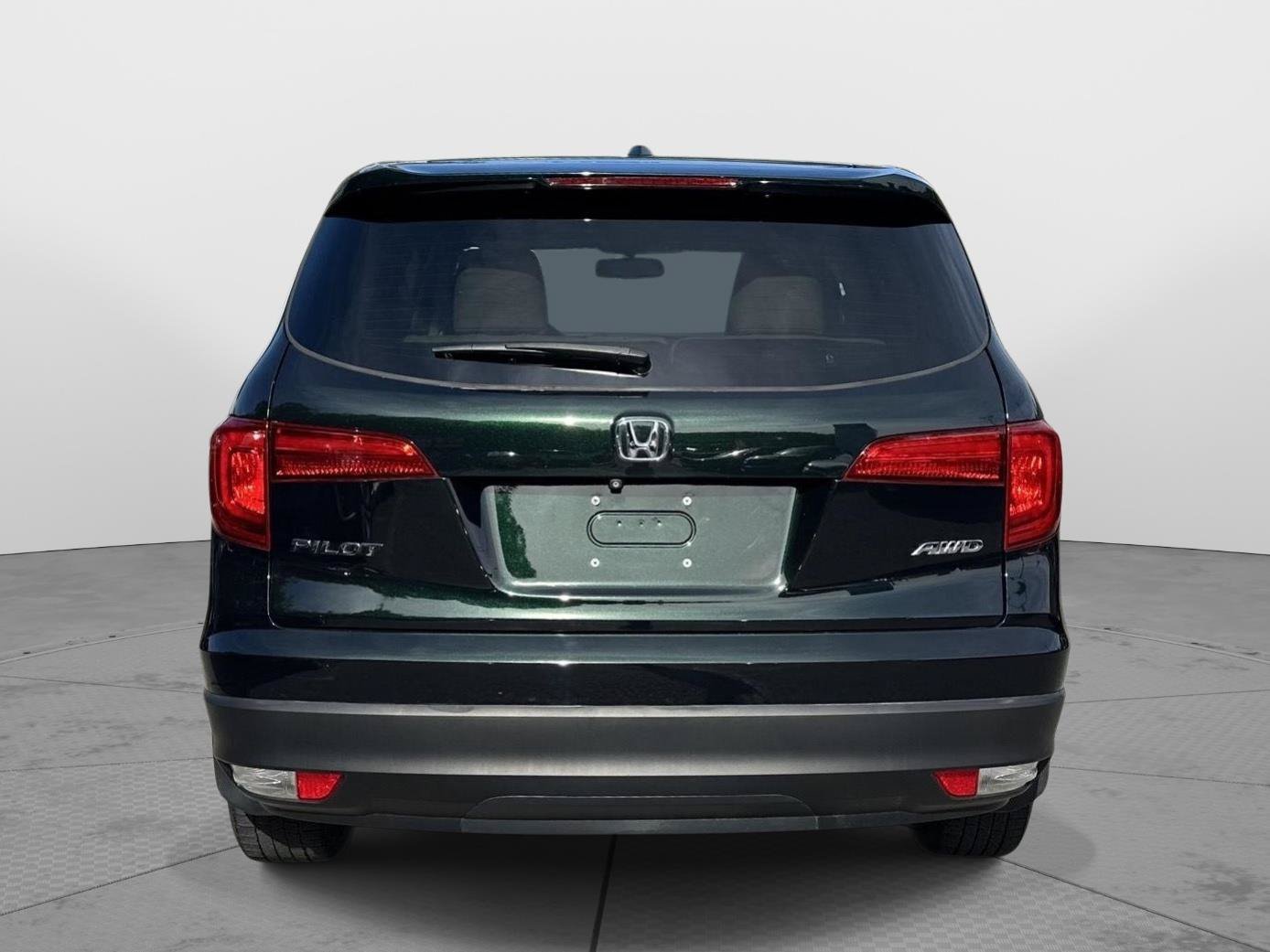 Used 2018 Honda Pilot EX-L image 4