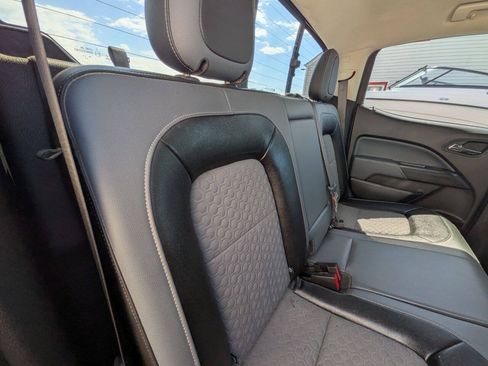 Used 2019 Chevrolet Colorado Z71 AWD/4WD image 24