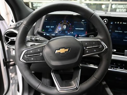 New 2026 Chevrolet Equinox LT w/ Convenience Package II image 21