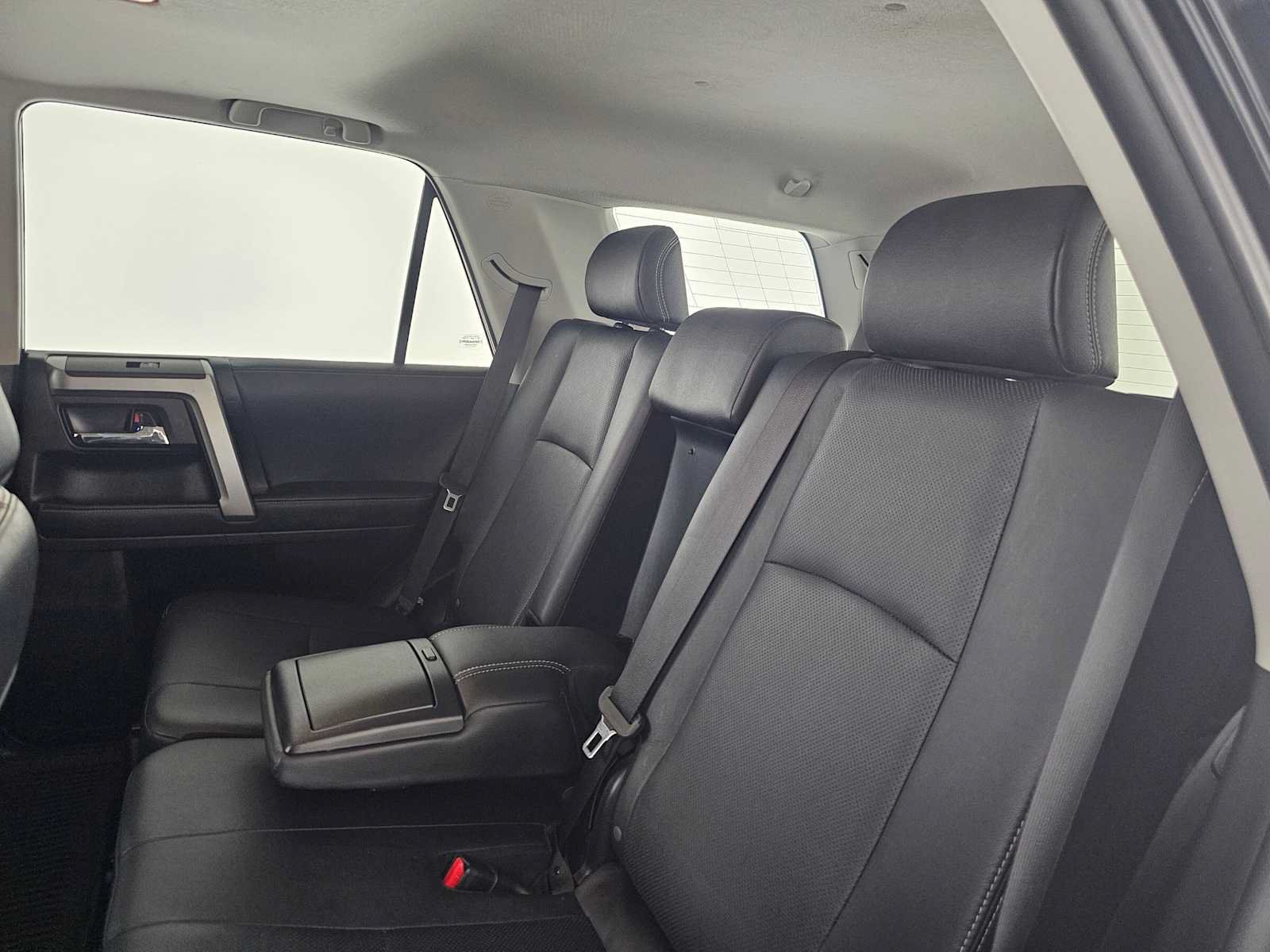 Used 2022 Toyota 4Runner Limited AWD/4WD image 19