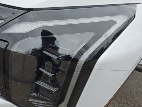 New 2026 Kia Sportage EX image 29