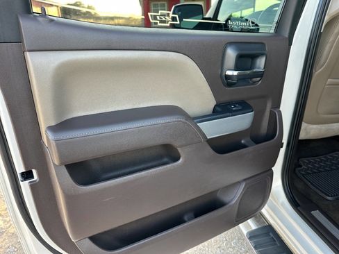 Used 2015 Chevrolet Silverado 1500 LTZ Z71 w/ Custom Sport Edition image 15