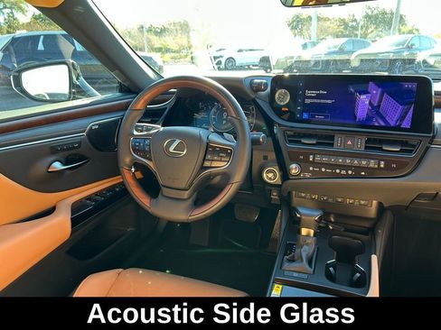 Used 2024 Lexus ES 350 Ultra Luxury image 9