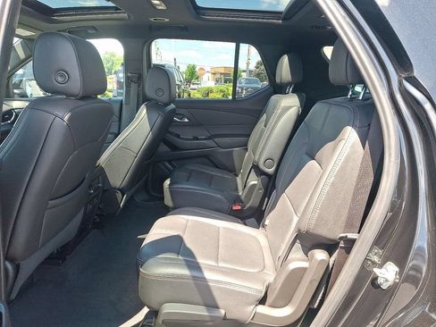 Certified 2023 Chevrolet Traverse RS w/ LPO, Floor Liner Package AWD/4WD image 10