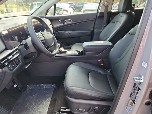 New 2026 Kia Sportage EX image 18