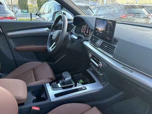 Used 2025 Audi Q5 2.0T Premium w/ Convenience Plus Package image 27