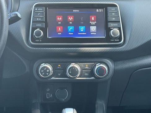 Used 2024 Nissan Kicks S image 26