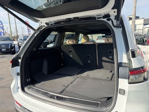 Used 2022 Jeep Grand Cherokee Limited 4xe w/ Luxury Tech Group II image 27