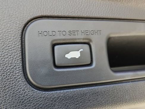 Used 2025 Acura MDX SH-AWD w/ Technology Package image 31