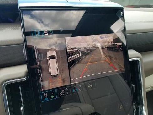 New 2026 GMC Yukon XL Denali w/ Advanced Technology Package AWD/4WD image 19