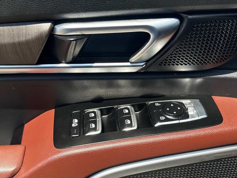 Used 2024 Kia Telluride EX FWD image 27