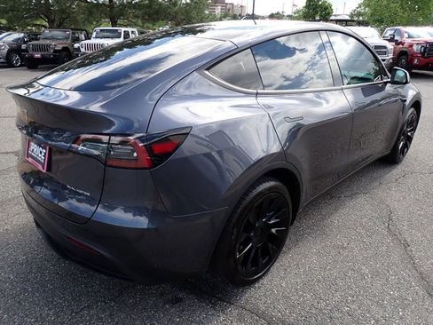 Used 2023 Tesla Model Y Long Range AWD/4WD image 4
