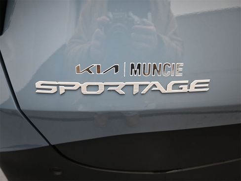 New 2026 Kia Sportage AWD Hybrid image 10