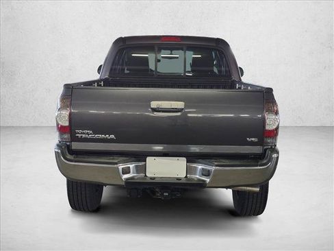 Used 2013 Toyota Tacoma 4x4 Access Cab V6 w/ TRD Off-Road Pkg image 7