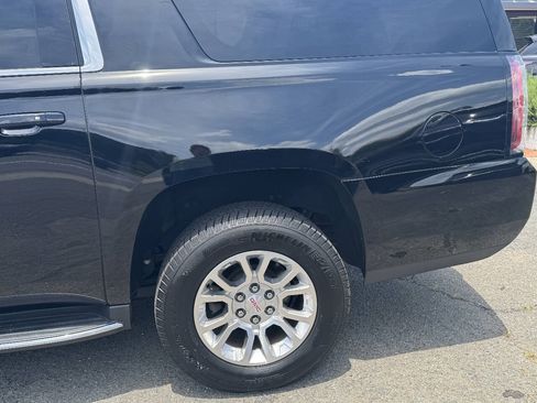 Used 2019 GMC Yukon XL SLT AWD/4WD image 23
