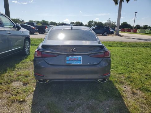 Used 2023 Lexus ES 350 F Sport FWD image 4