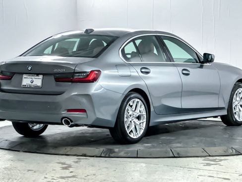 Used 2026 BMW 330i Sedan w/ Convenience Package RWD image 2