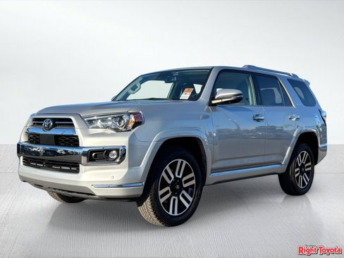 Certified 2024 Toyota 4Runner Limited AWD/4WD image 2