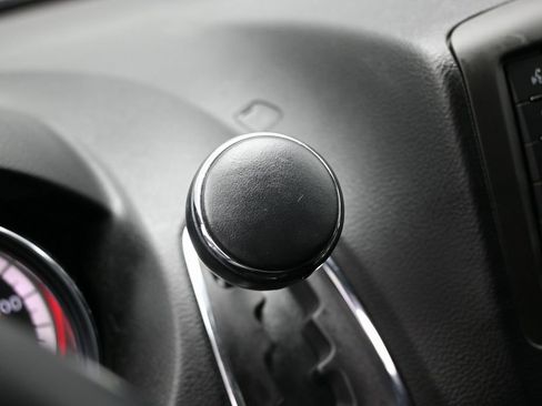 Used 2017 Dodge Grand Caravan SE w/ Power Window Group image 21