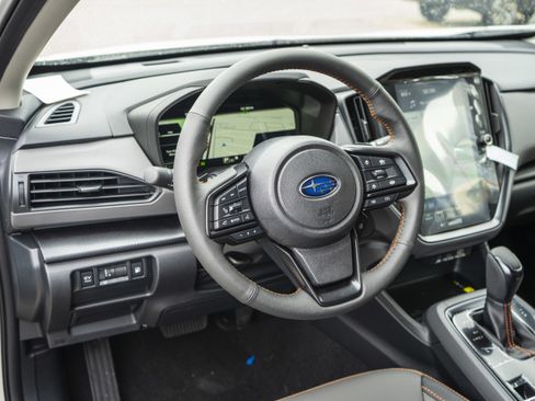 New 2026 Subaru Crosstrek 2.5i Limited AWD/4WD image 8