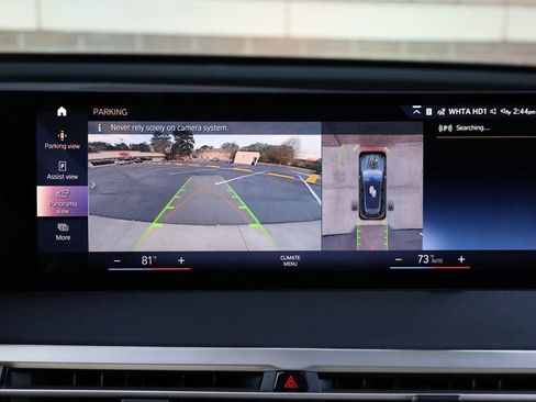 Used 2022 BMW iX xDrive50 w/ Premium Package image 34