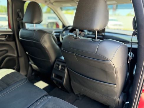 Used 2023 Mitsubishi Outlander SE image 20