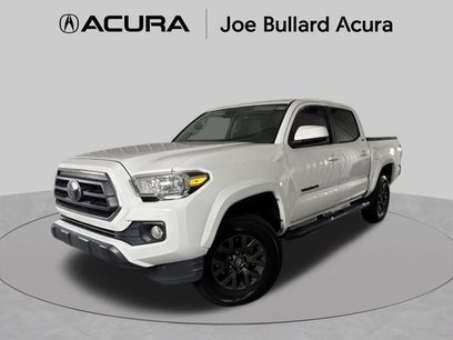 Used 2020 Toyota Tacoma SR5 w/ SR5 Appearance Package (SM)